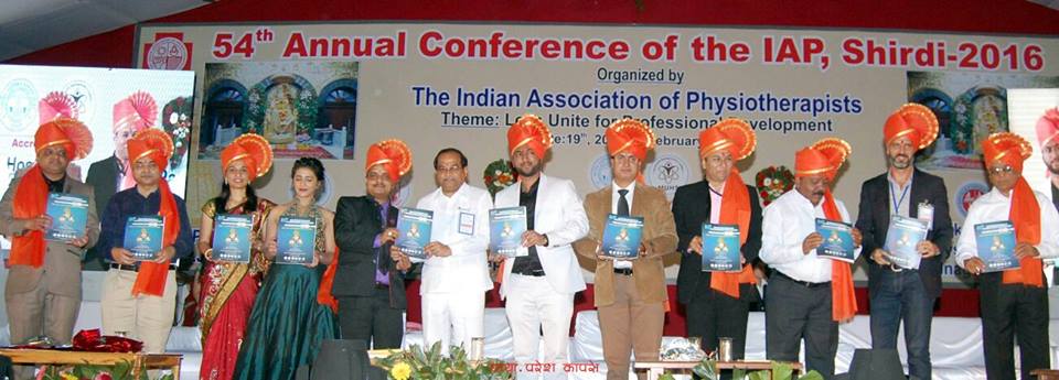 Dr. Ketan Bhatikar (P.T.) as organizing chairman at IAP,Shirdi, 2016